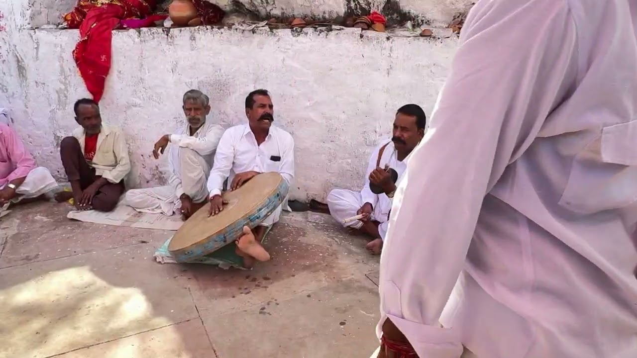 शीतला माता जी के मंदिर पर भजन 🙏