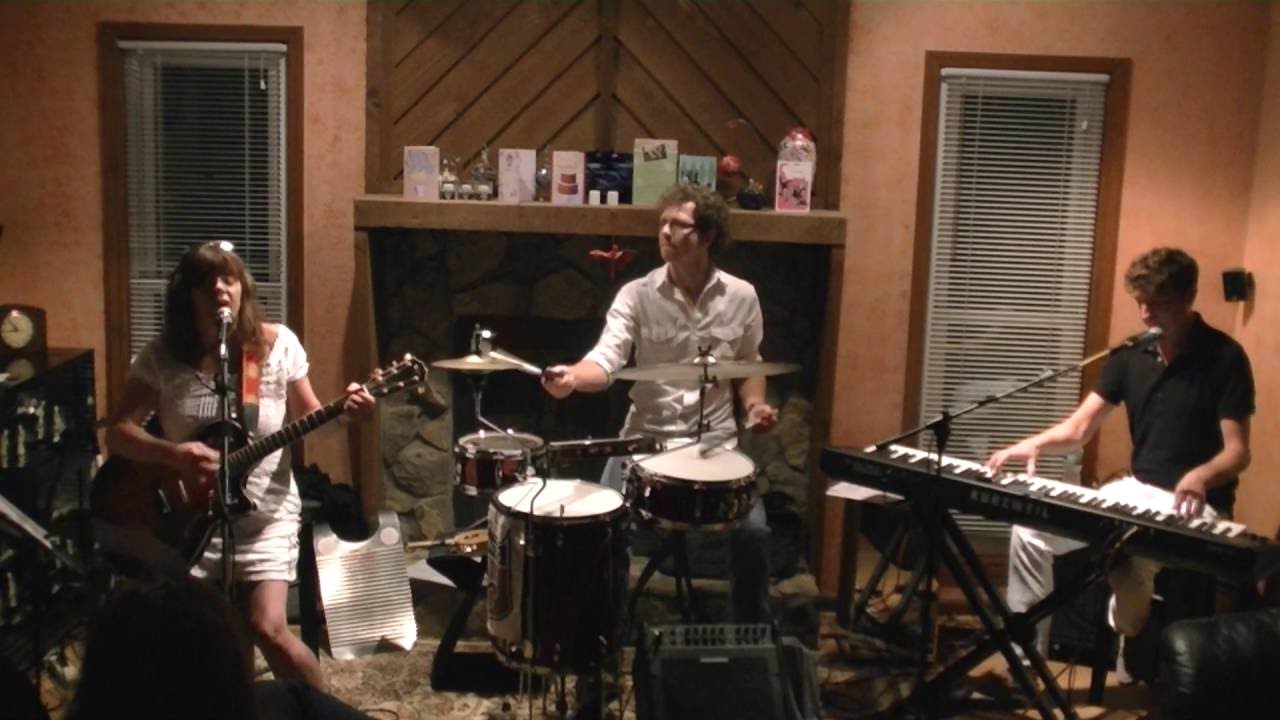 Susan Cowsill House Concert Part 1
