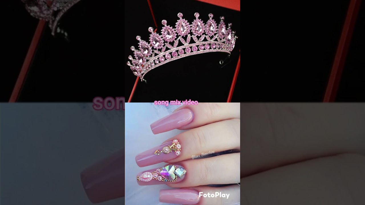 beautiful 👑crown 🌟same colour 💅nail paint💞