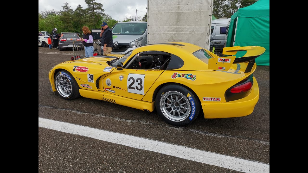 Course Saloon Cars sur le circuit de Dijon Prenois