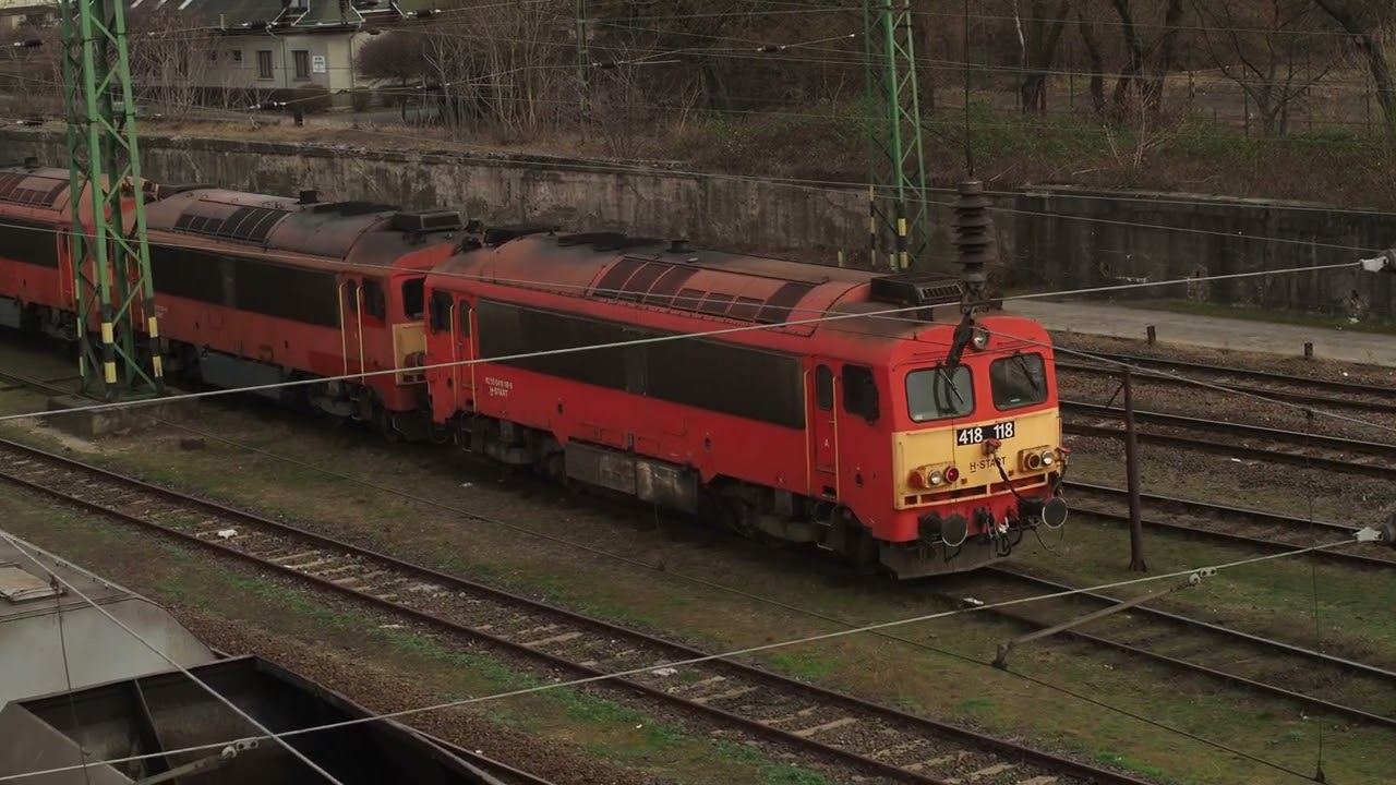Penta Csörgő szerelvény távozik Ferencvárosból (140,197,148,154,118)