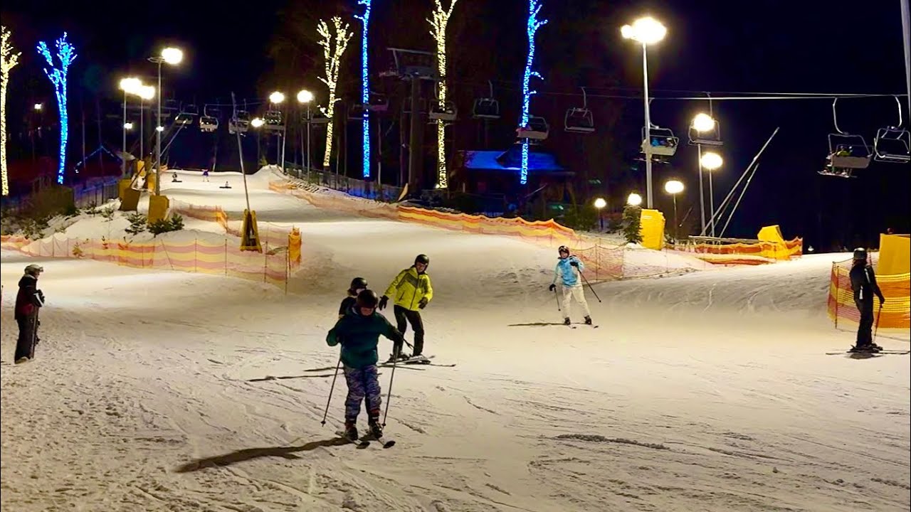 «Emily Resort» відкриття лижного сезону #львівяквінє #christmas #зима #лижі 