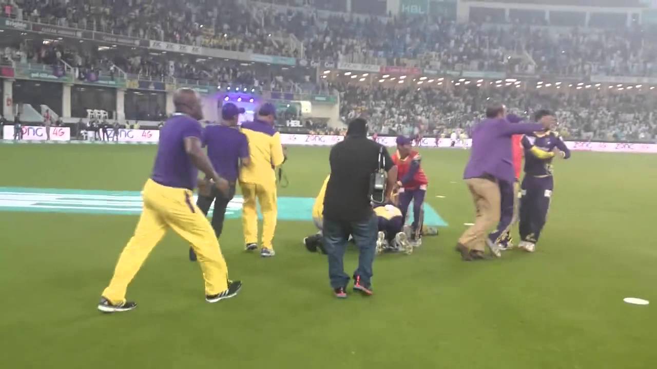 Amazing celebration by viv richard and quetta team after winning match full HD video