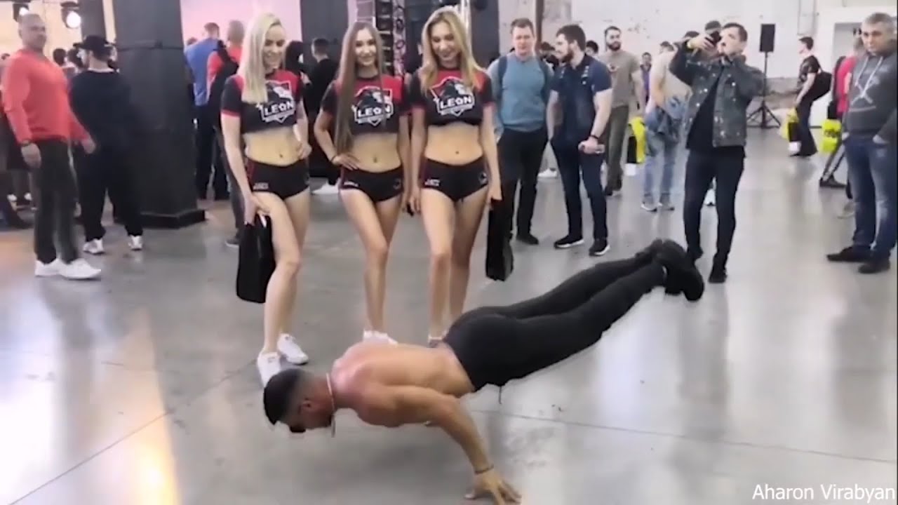 Girls At The Gym React To Calisthenics 2