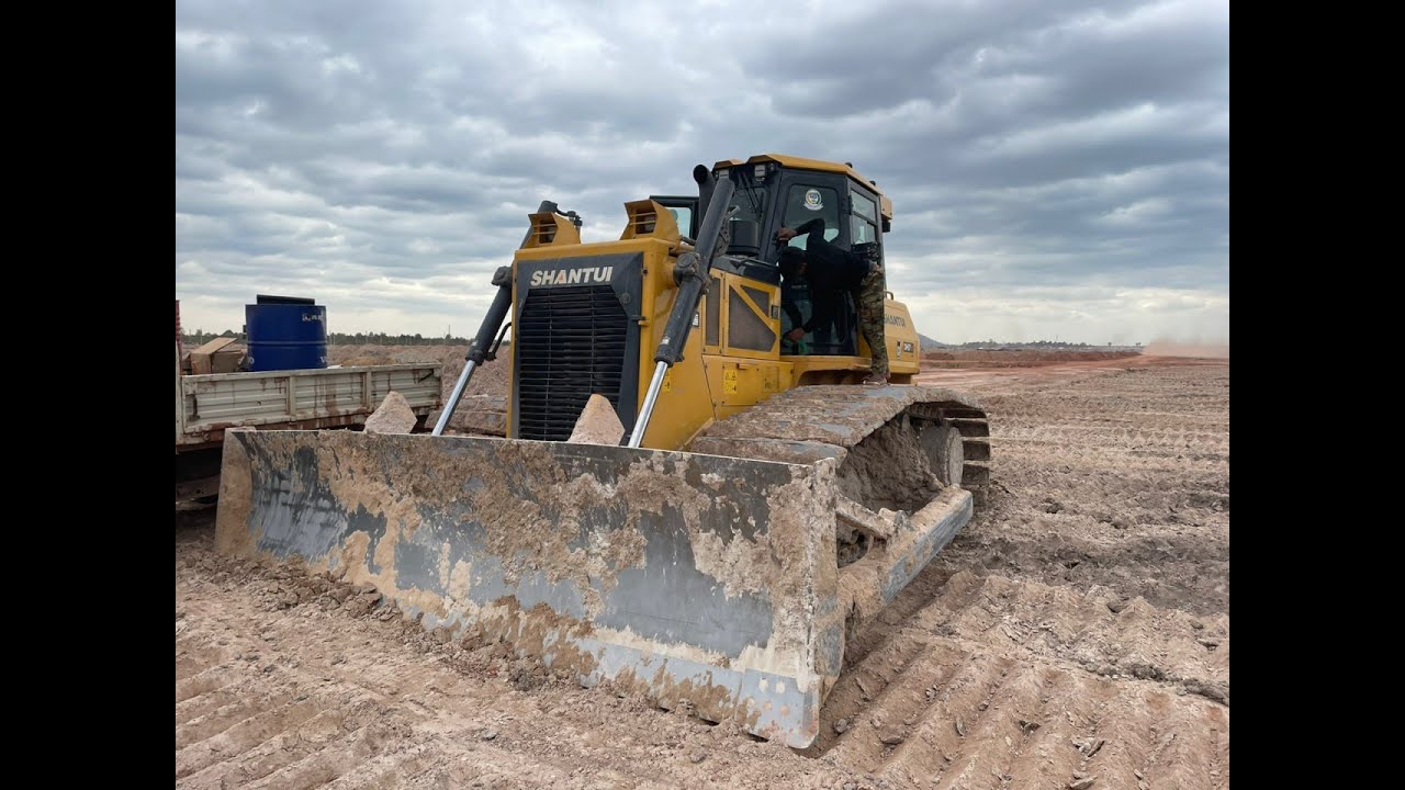 Shantui DH17C2 Bulldozer at Siem Reap #umgcambodia #shantui #bulldozer #cambodia #siemreap