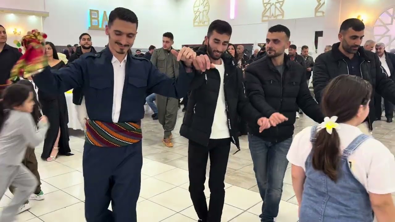 MAHKUM VARTO     XEZAL &FIRAT KURDE MARIAGE PARIS..