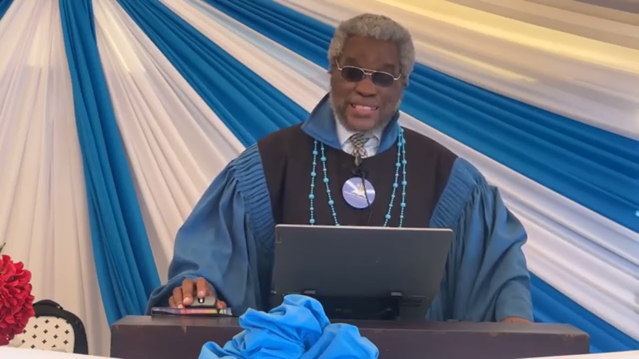 USHEMBE UYILIZWI LIKAJEHOVA PHAKATHI KWETHU. 