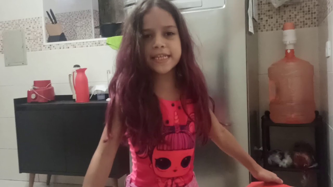 Ganhei um hoverboard de surpresa. Qual foi minha reação!? #hoverboard #presente #aniversario