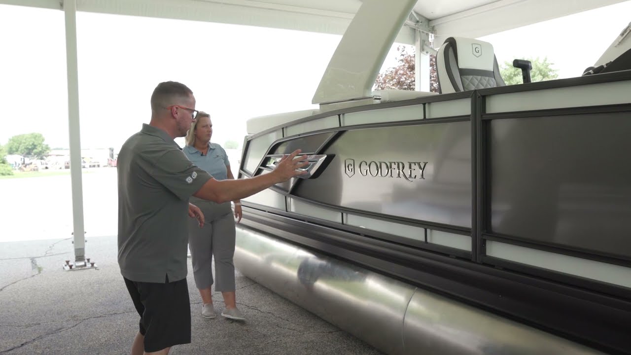 2021 Godfrey AquaPatio Lounge | Boat Walkthrough