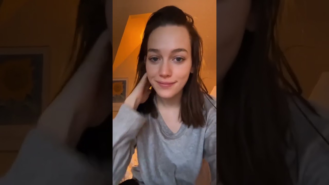 Victoria Pedretti stories