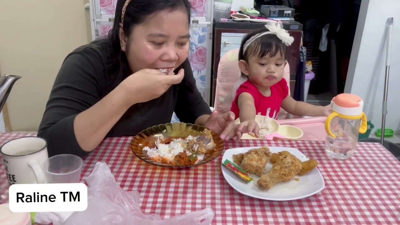 RALINE TEMANI MAMA MAKAN 🖤