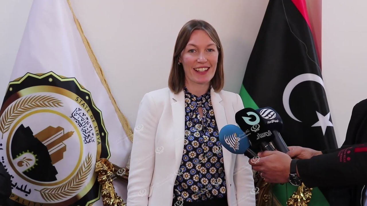 نائب القائمة بأعمال السفارة البريطانية لدى ليبيا تزور مدينة الزنتان  LCNA