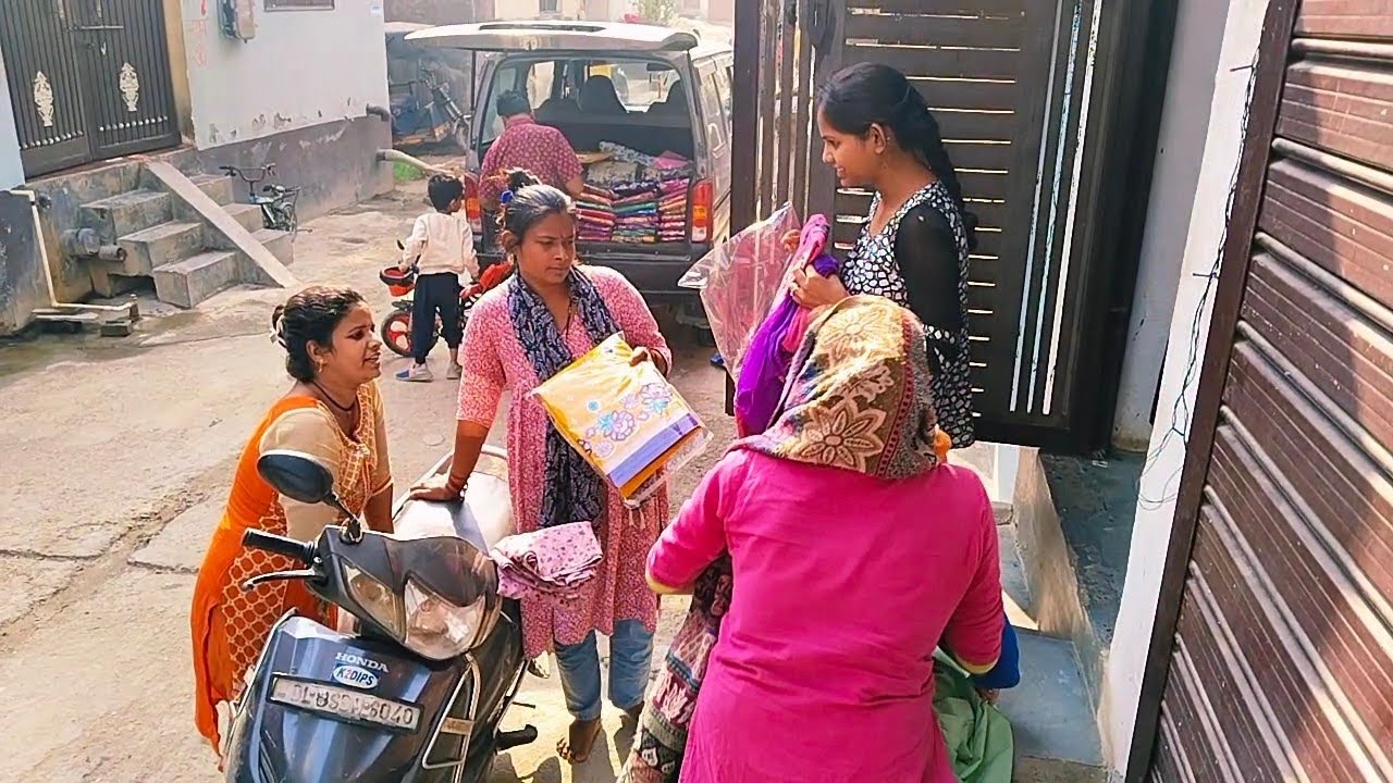 इन औरतों की वजह 💁से घर में कलेश और रातों की नींद हराम 🫤हो गई। ना जाकर भी बोलना पड़ता है खुद का भी 🏡