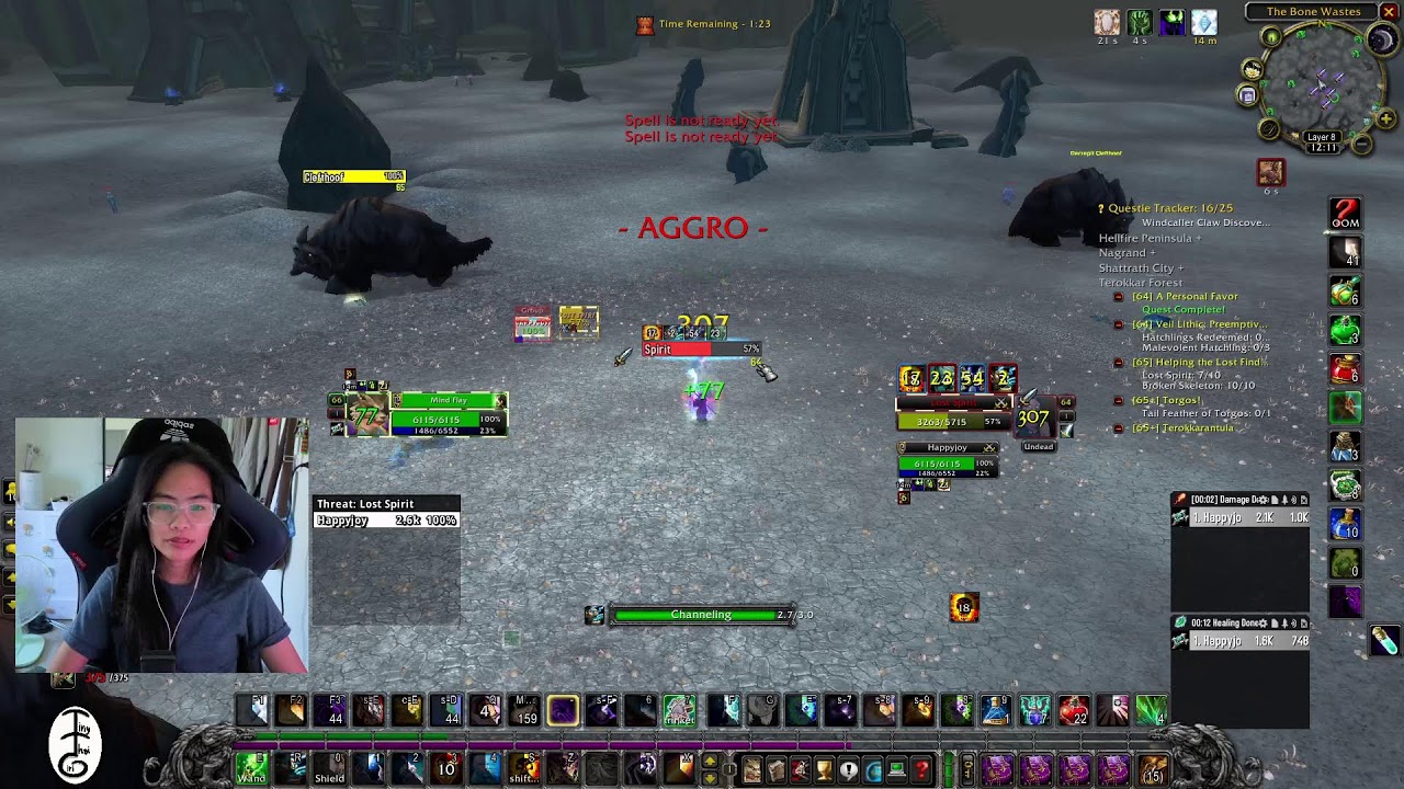 Back to my priest...Thai Girl Playing World Of Warcraft