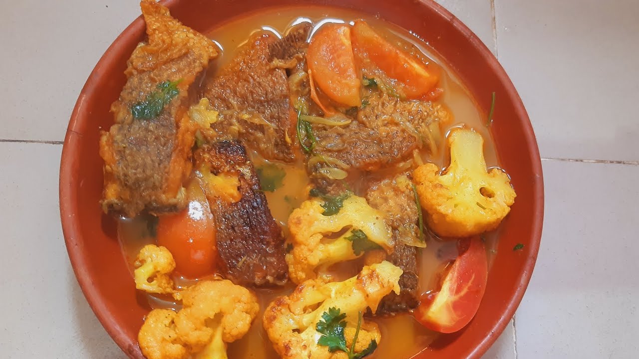 ফুলকপি দিয়ে তেলেপিয়া মাছের ঝোল 🥰🥰#cooking#পাপিয়ার শখের রান্না এন্ড ব্লগ.... 