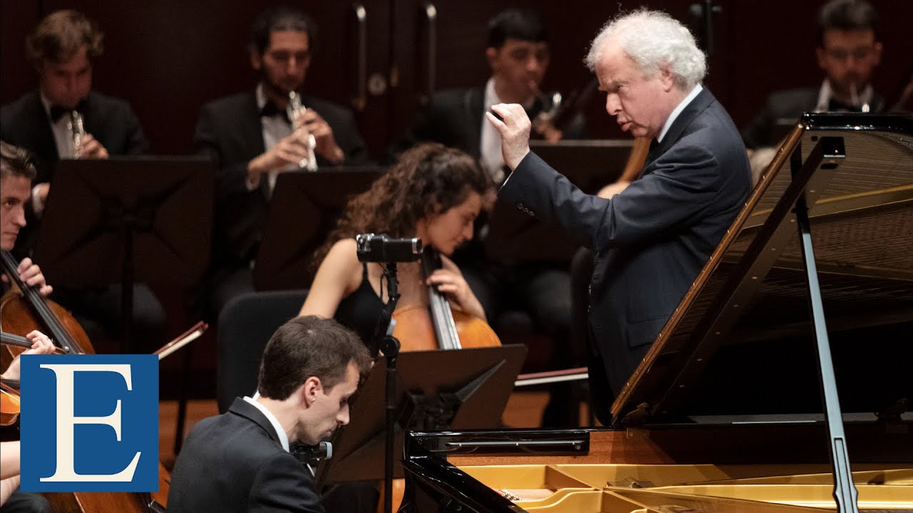 Mozart - Concierto para piano no. 17 - Tomás Alegre, András Schiff, Orquesta Freixenet