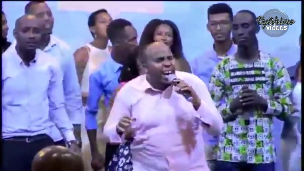 Nukuri banezerewe baririmba Nigereye I Calvary Nsanga Yesu Abambwe - Dairo / Gisubizo Ministries