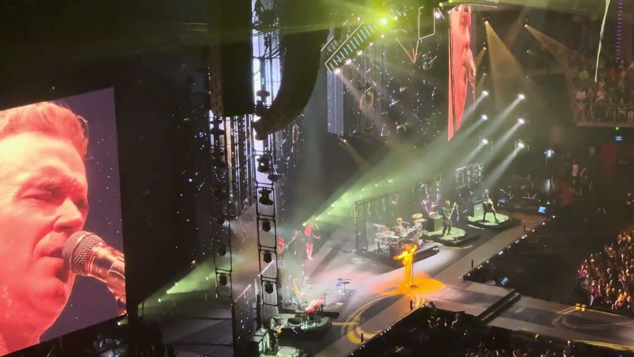 Robbie Williams - Feel ( Tauron Arena Kraków 9.09.2025 Live 2025)