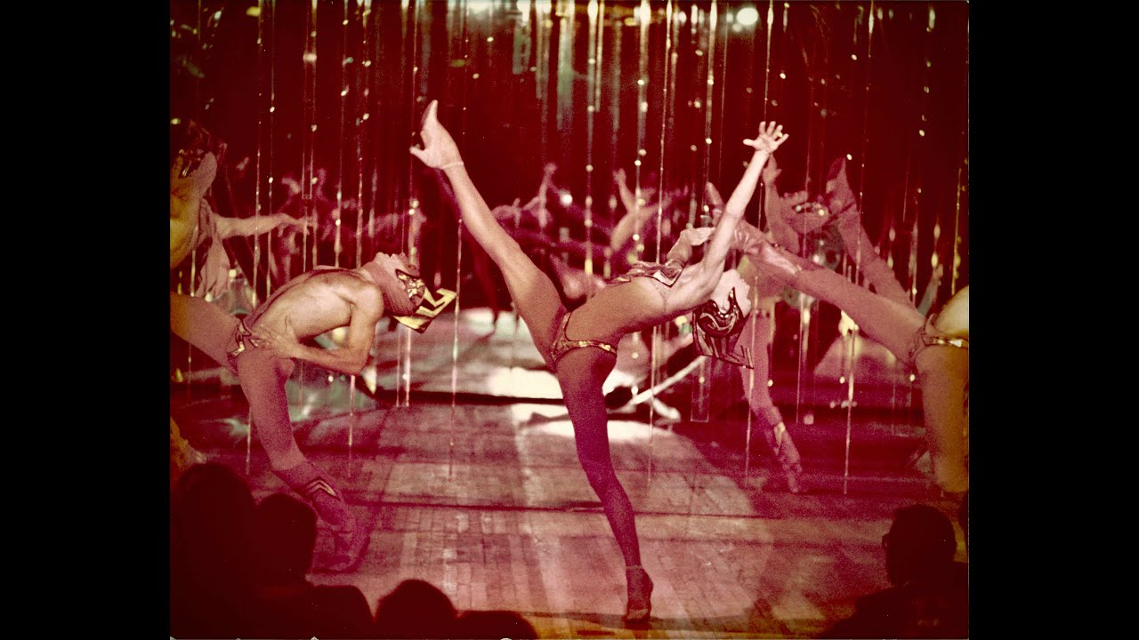 Juliet Prowse futuristic #dance number in her #LasVegas act 1970s
