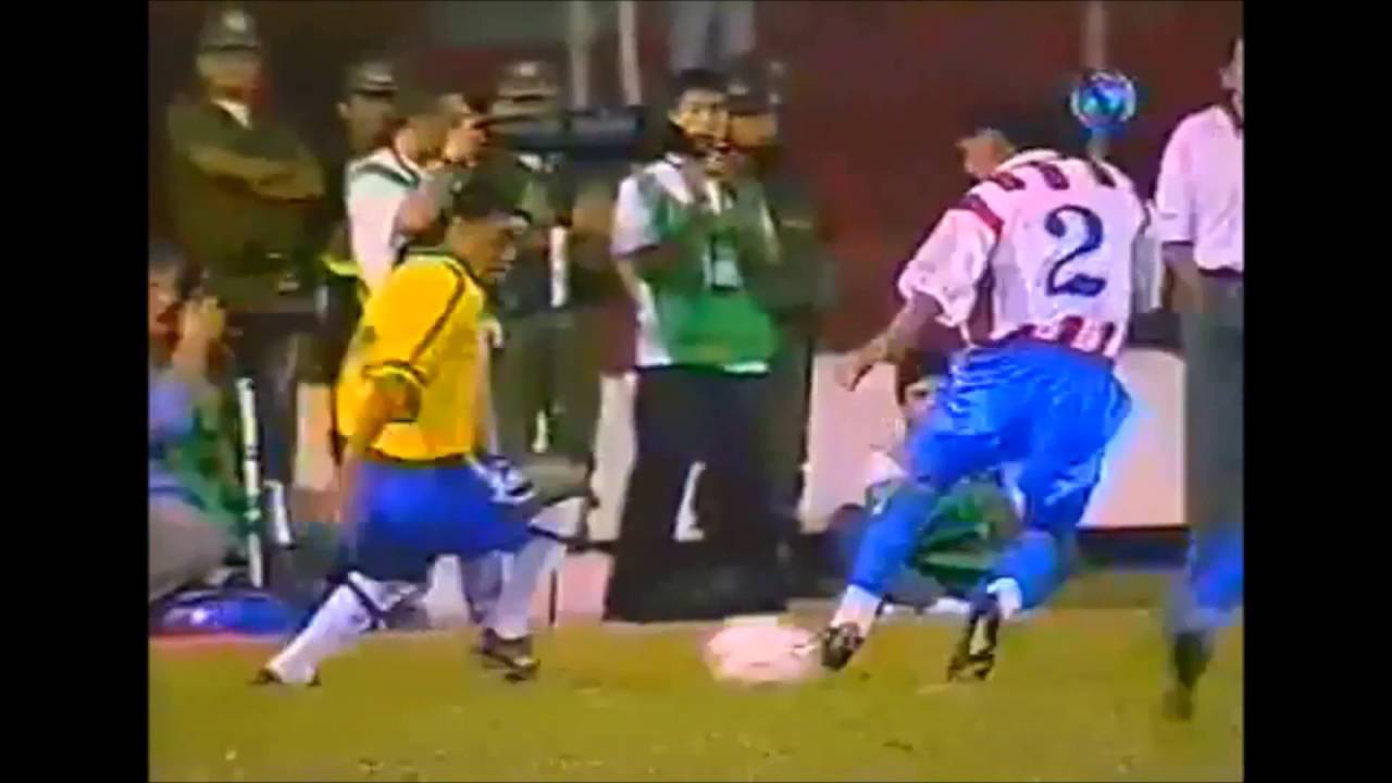 Denilson and Ronaldinho vs teams of South America