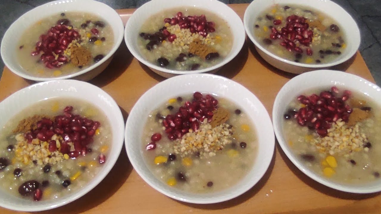 Kandillik aşure 🤲🏻tam kıvamında 👌 komşularımıza ikramımız ⭐ yiyen herkes e afiyet olsun 