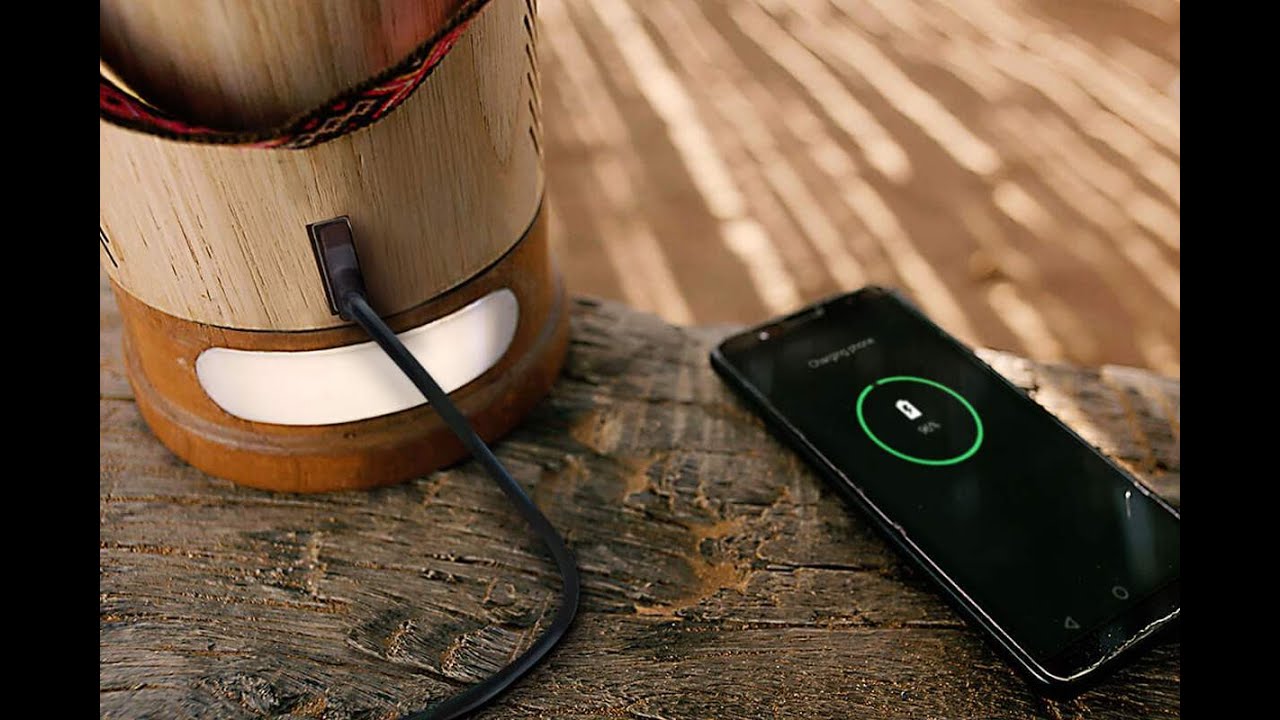 WaterLight  cette lampe portable se charge &agrave; l&rsquo;eau sal&eacute;e ou &agrave; l&rsquo;urine !