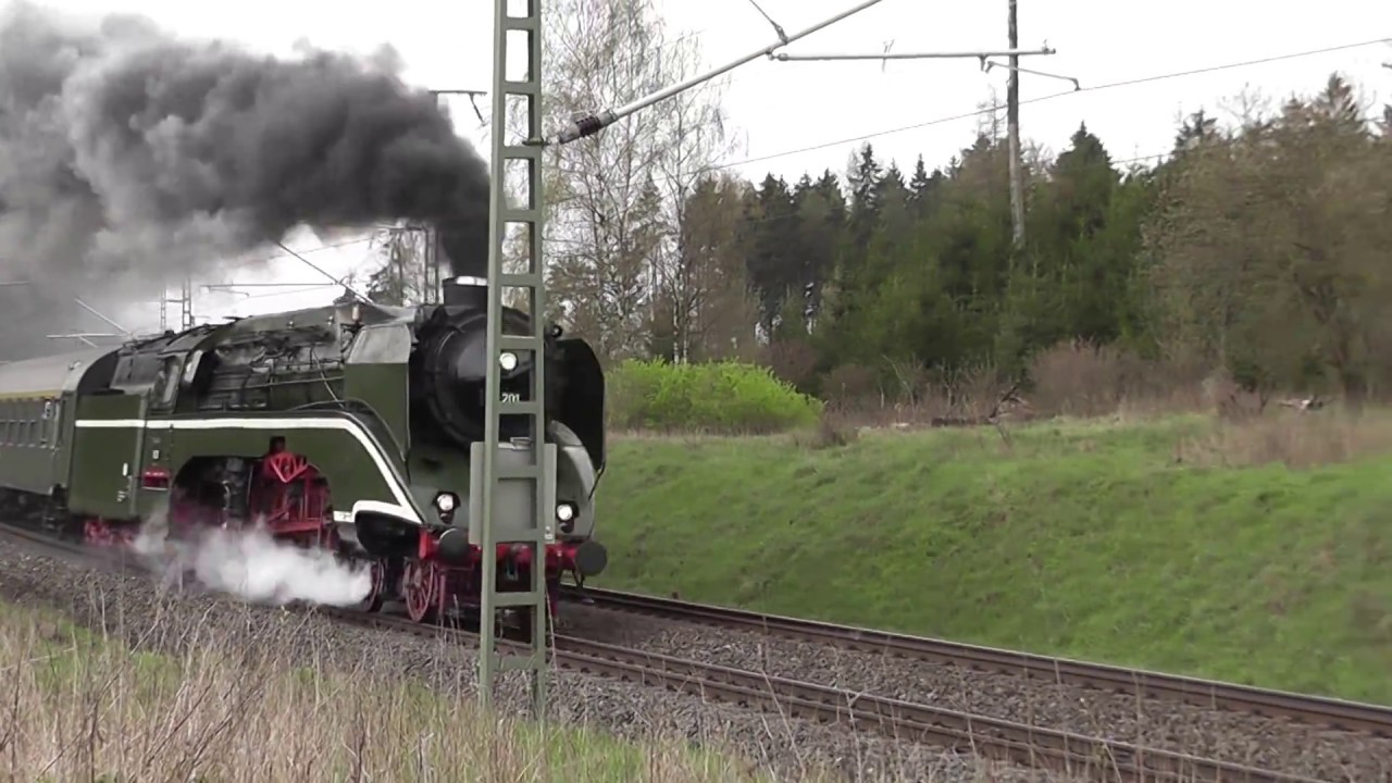 Sonderzug mit 18 201 im Vogtland
