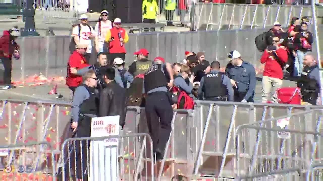 Raw Video: Chiefs Parade Shooting - Chaos Outside Union Station
