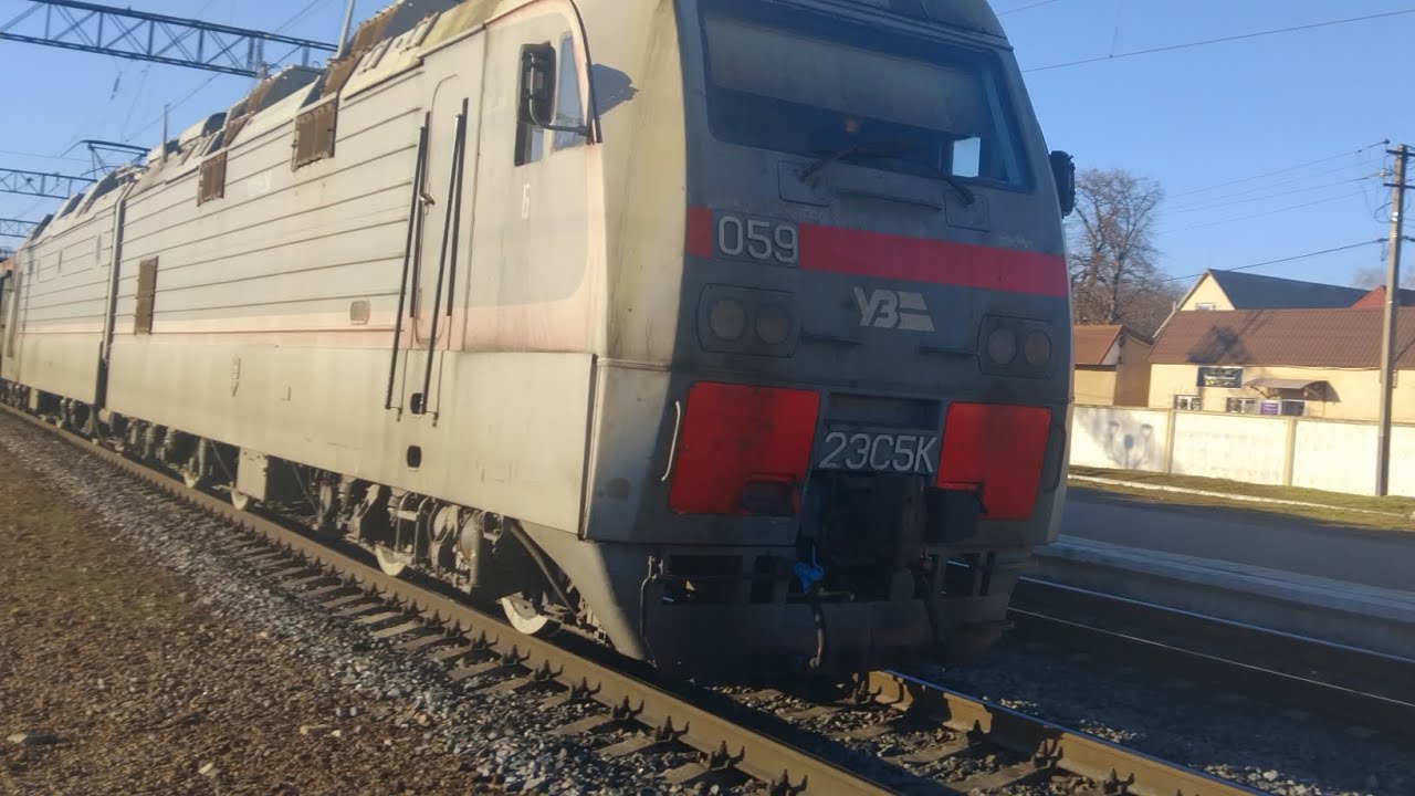 ВАНТАЖНИЙ ЕЛЕКТРОВОЗ 2ЭС5К-059 В ГОЛОВІ ВАНТАЖНОГО ПОЇЗДА ГРУЗОВИЙ СКЛАД 