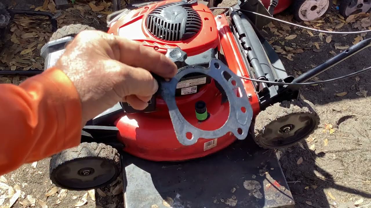 Счастливой пятницы!!! Газонокосилка Craftsman M220 2021 года выпуска. Нет компрессии!! Пробита пр...