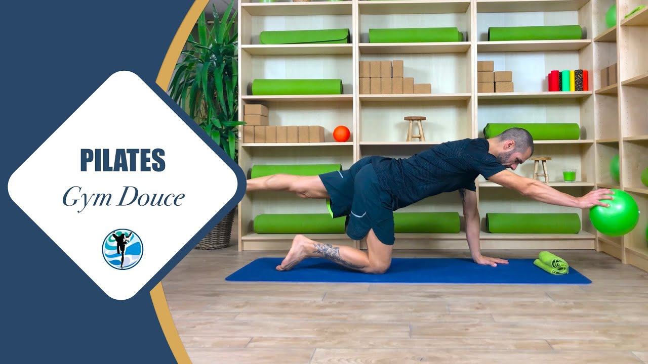 Séance de PILATES avec BALLON de PAILLE. Une gym douce et efficace.