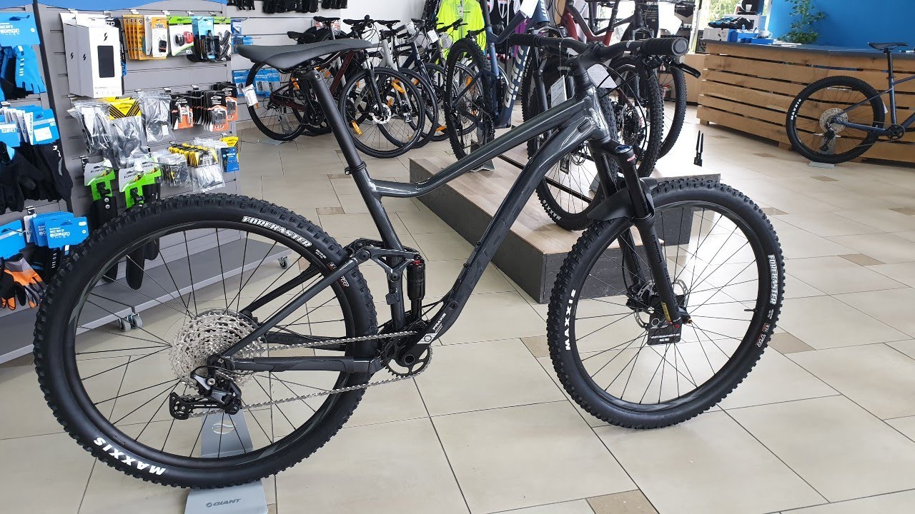 Giant stance 2 29-er  ( 2021 ) Mtb-fs WALK-AROUND Gunmetal Black edition