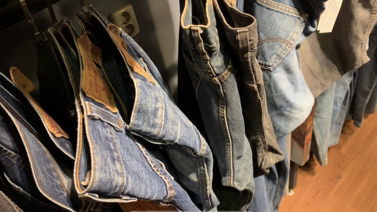 shopping in delft
