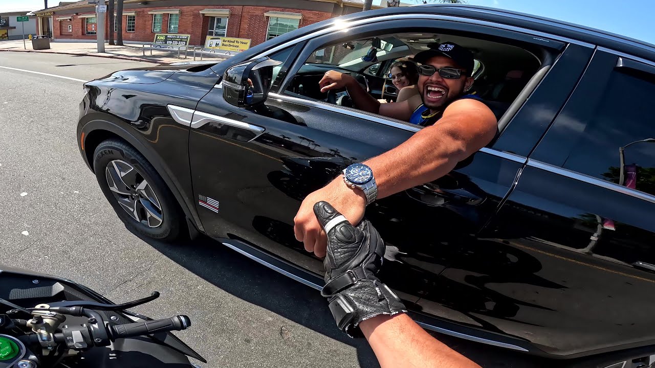 ADHD Bikers Force People To Smile