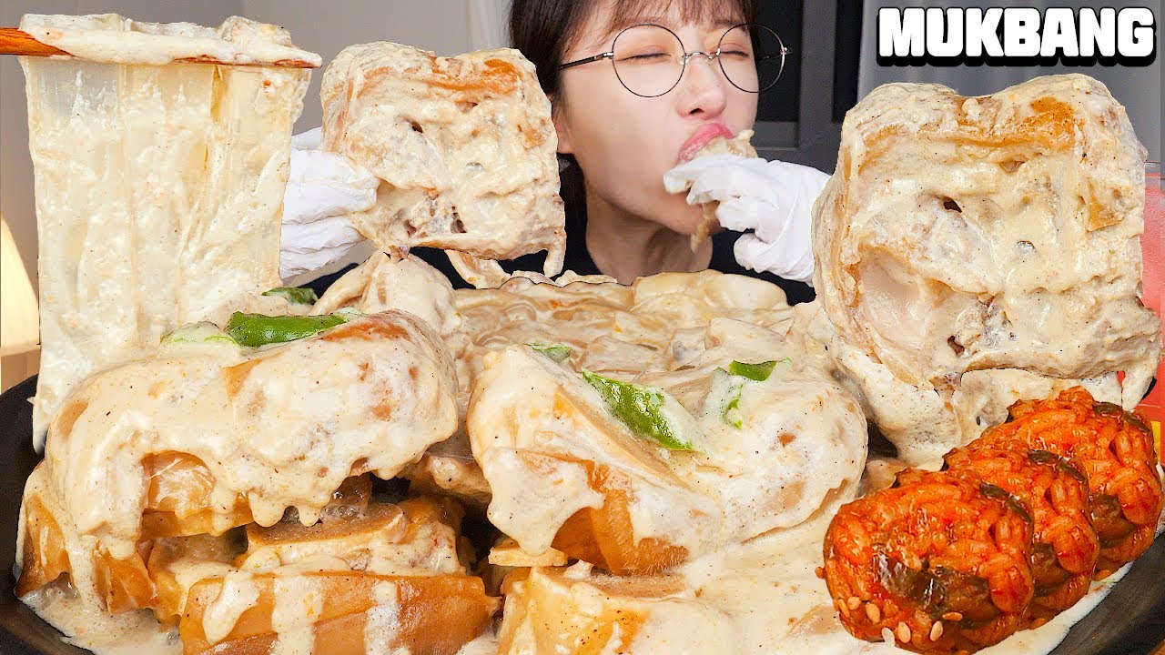 하얗지만 엄청 맵게 만든 크림우족찜✨ 납작당면 넣고 김치볶음주먹밥과 먹방😋 Spicy Cream Braised Beef Feet, Kimchi rice ball Mukbang