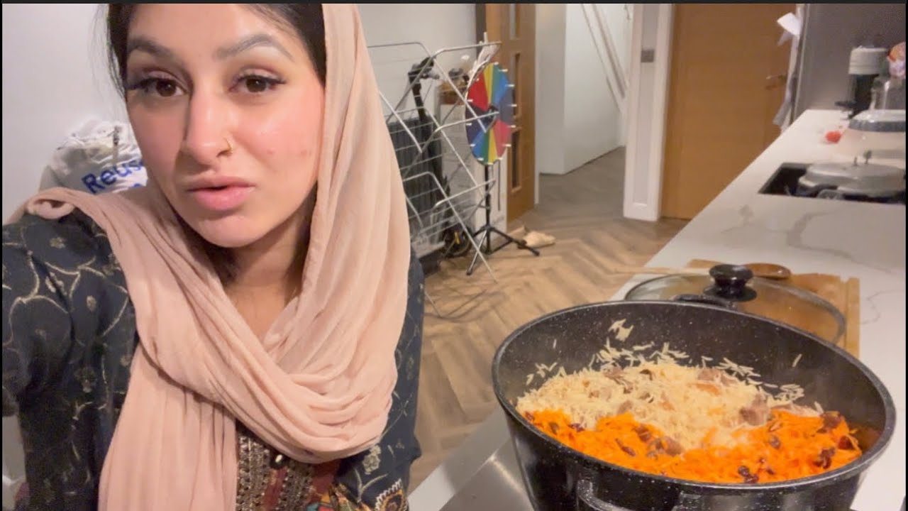 Desi Mom cooking the famous Kabuli Pilau!!!