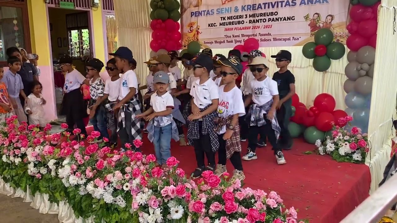 DANCE ABANG JAGO kawan2 afisya #perpisahansekolah #laguviral #tk