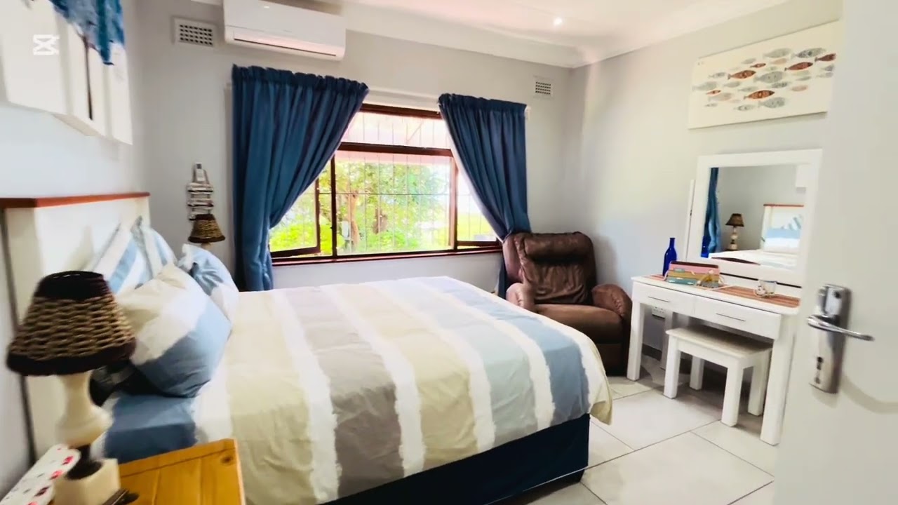 4 bedroom house in Shelly Beach 