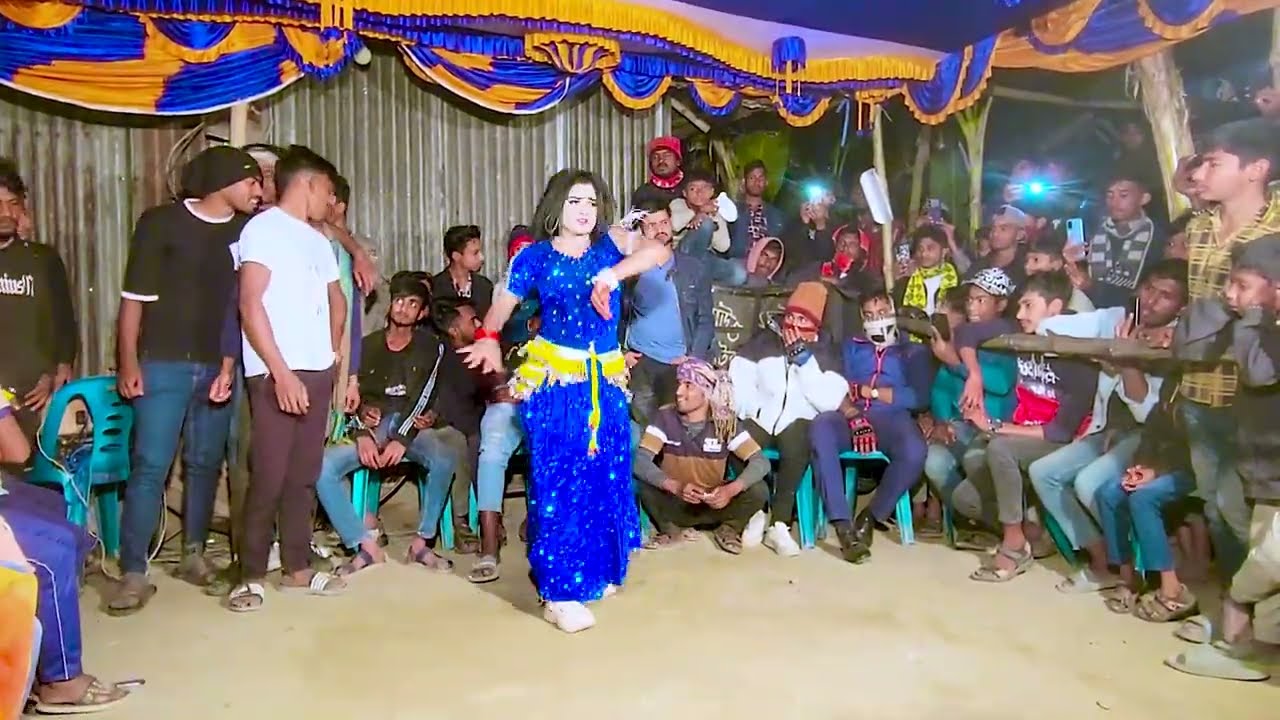 বিয়ে বাড়ির উরাধুরা নাচ / Amar Thot Norom  / আমার ঠোঁট নরম / Wading Dance Parformens By Juthi / 420