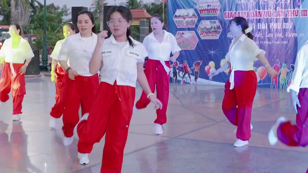 #shuffledance
