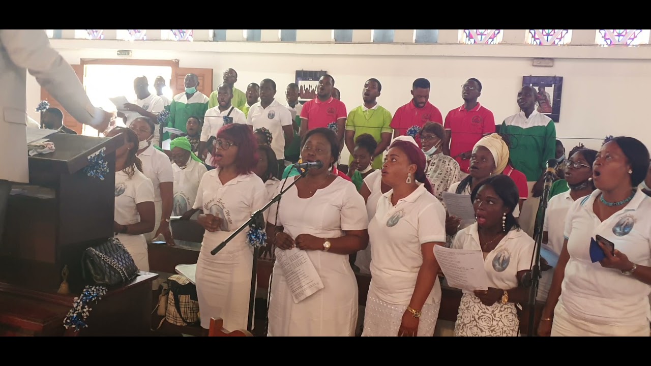 le chœur de la cathédrale sainte Marie Gabon