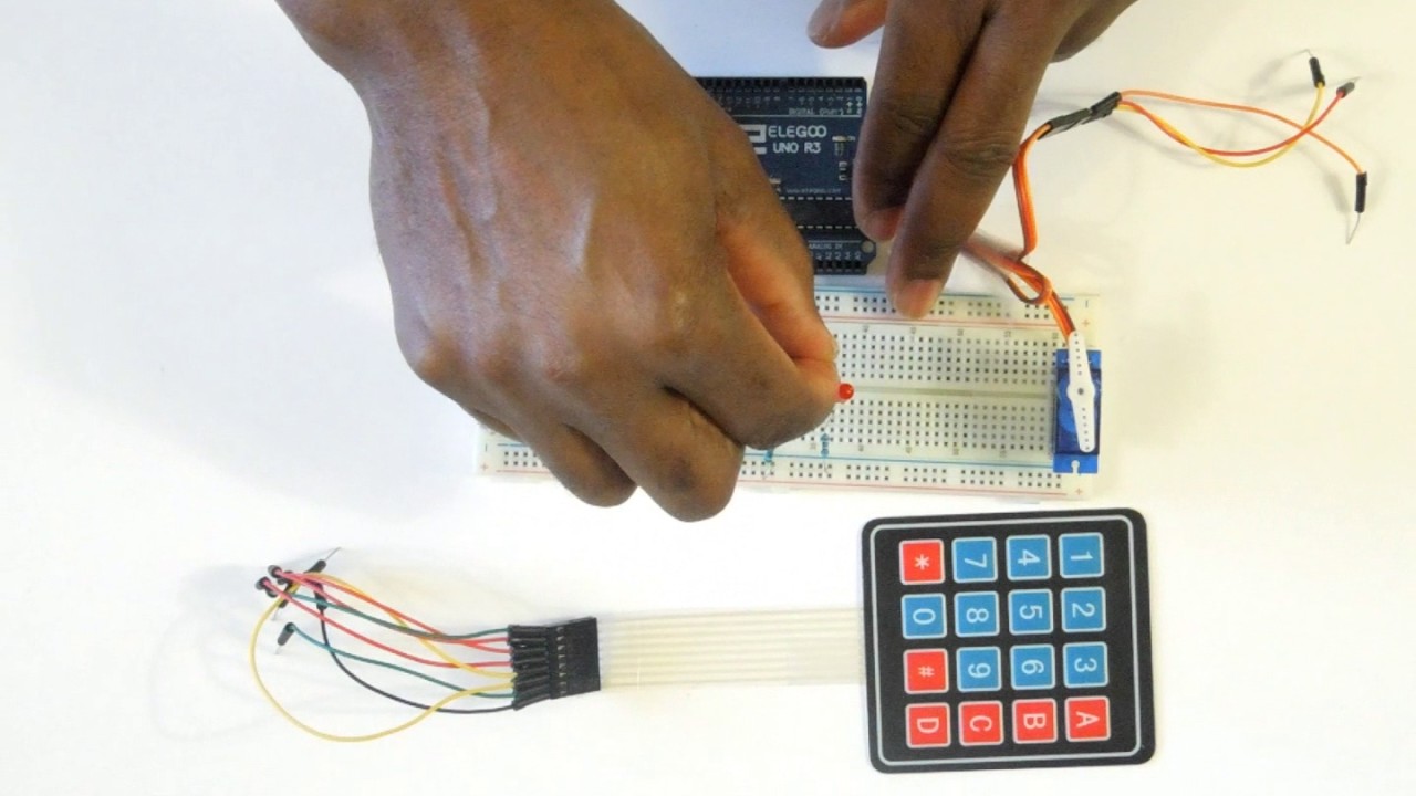 Controlling a Servo Motor Using a Keypad & Arduino