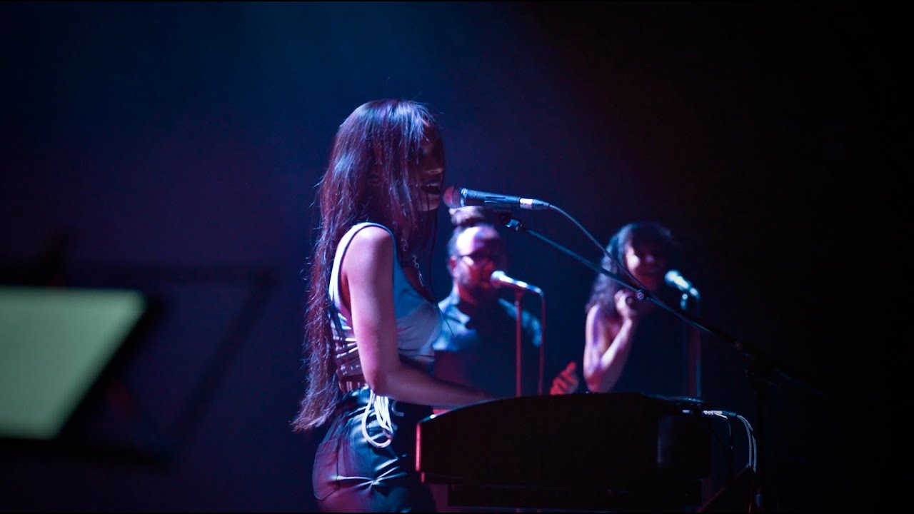 IMELDA GABS - FALLEN ANGEL (LIVE)