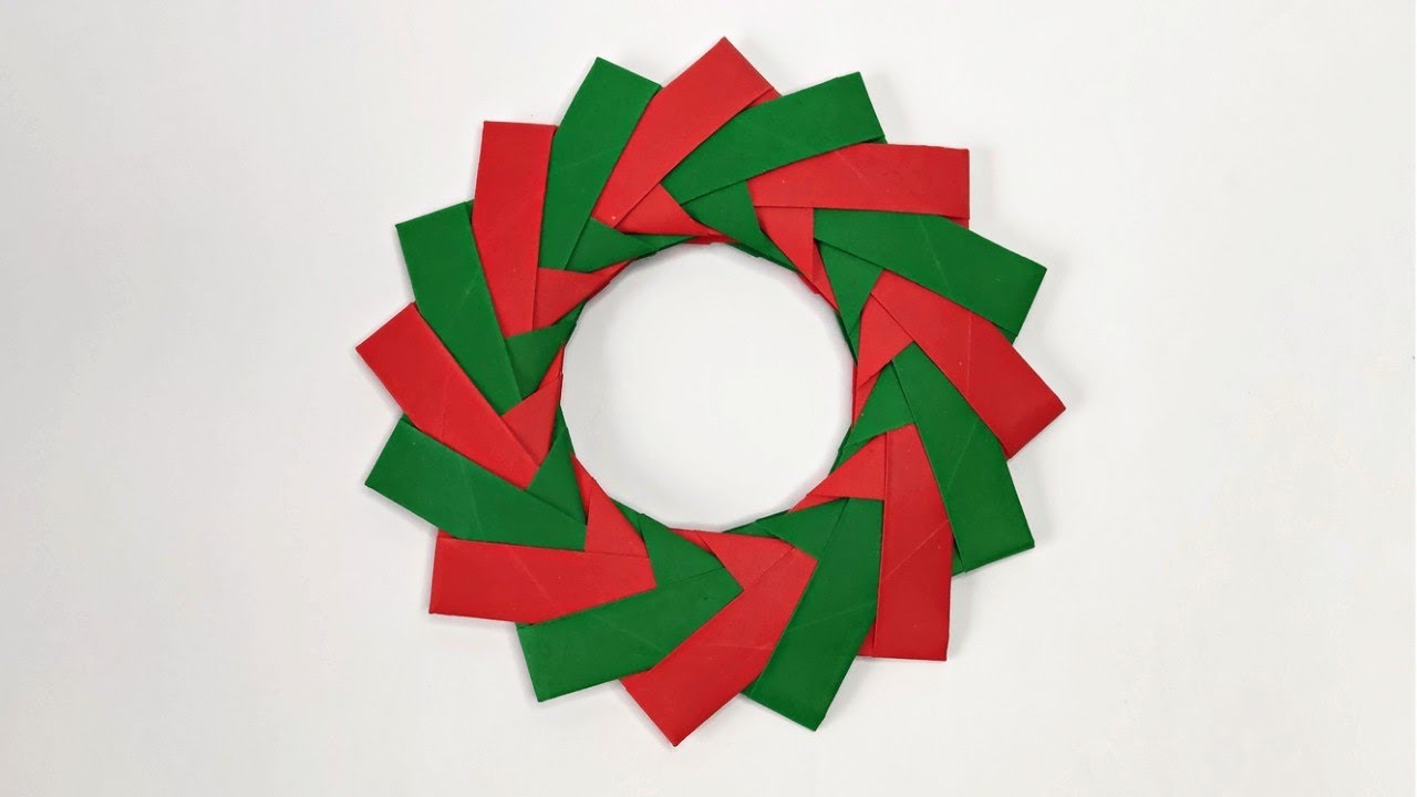 Easy origami CHRISTMAS WREATH | How to make a paper wreath