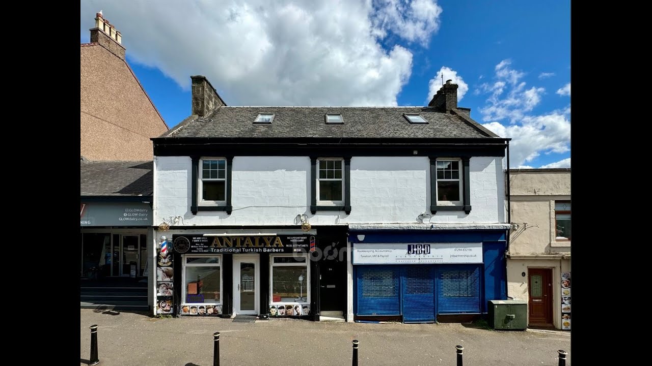 Dalry. Impressive, FIVE-BEDROOM & BOX ROOM Maisonette Within Popular Locale.