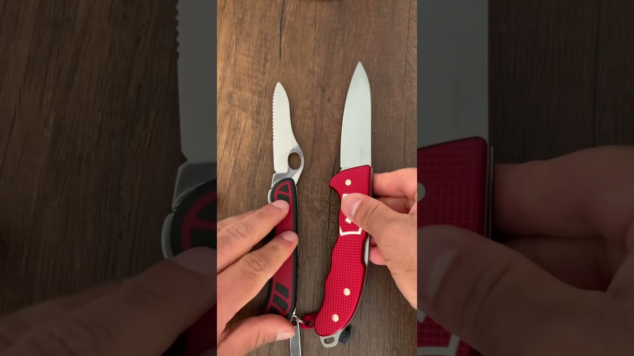 Victorinox Alpineer Grip & Hunter Alox #swissarmyknife #victorinox #edc