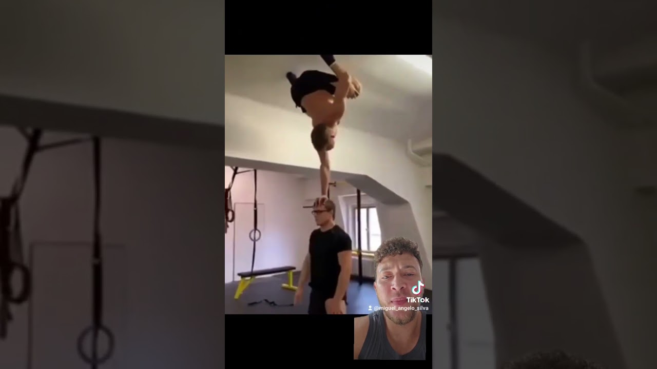 The Duo Squat 🧑&zwj;🤝&zwj;🧑 #viral #gym #funny #gymfails #fyp #fitneess #motivation #fitnessmotivation #best