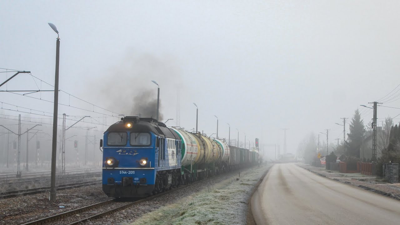 ST44-2011 z mieszanym składem na LHS w Sędziszowie