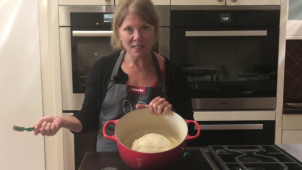Miele Cooks - No Knead Le Creuset Bread