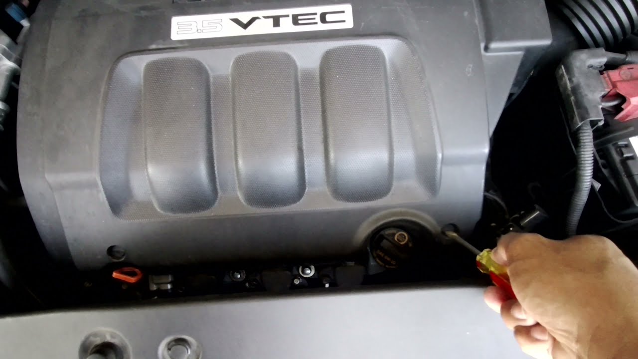 Как заменить поликлиновой ремень на двигателе Honda 3.5 VTEC (Odyssey 2007)